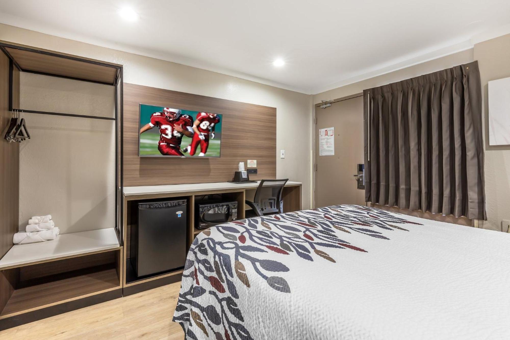 Red Roof Inn Raleigh Northeast - Downtown Ngoại thất bức ảnh