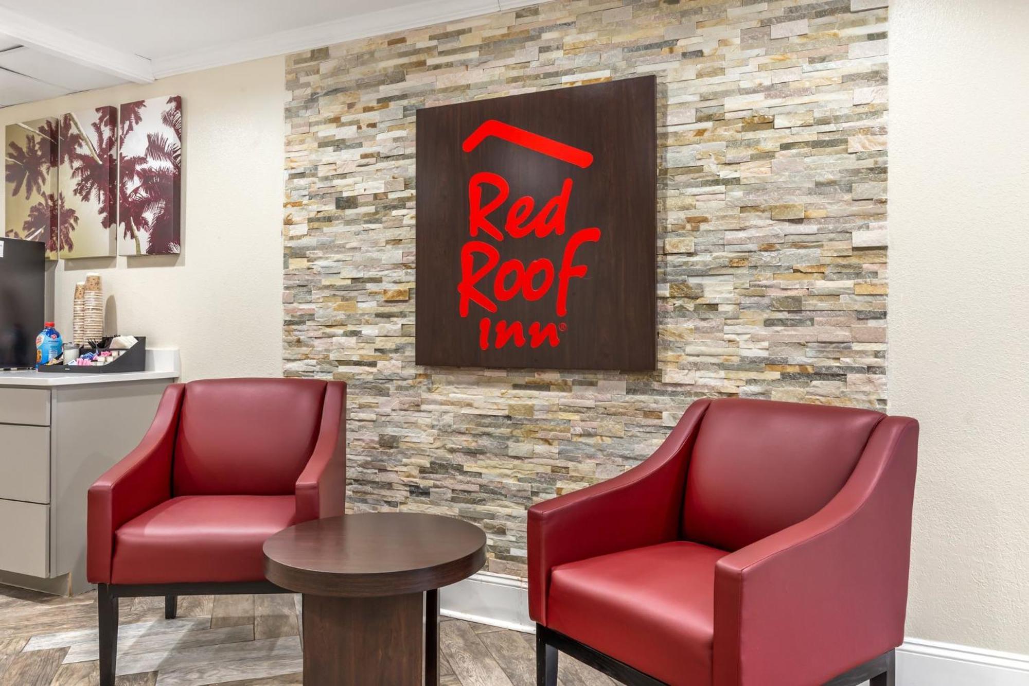 Red Roof Inn Raleigh Northeast - Downtown Ngoại thất bức ảnh