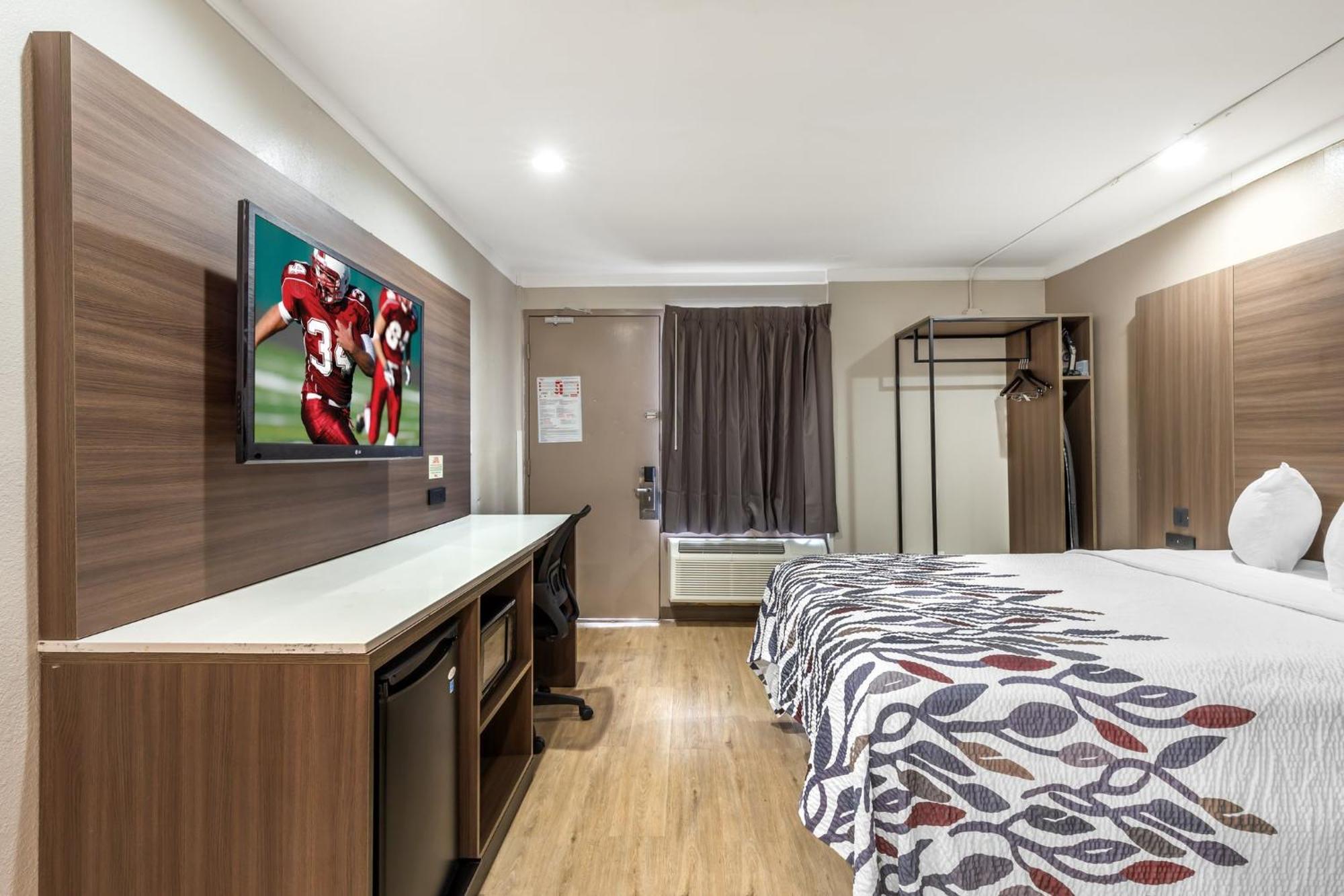 Red Roof Inn Raleigh Northeast - Downtown Ngoại thất bức ảnh
